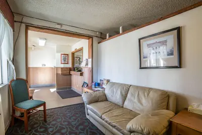 Photo 3 - Rodeway Inn Cheyenne I-80 East