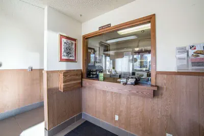 Photo 5 - Rodeway Inn Cheyenne I-80 East