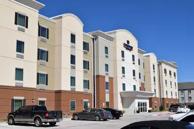 Photo 2 - Candlewood Suites Monahans by IHG