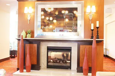 Photo 4 - Hilton Garden Inn Falls Church