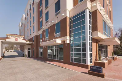 Photo 2 - Hilton Garden Inn Falls Church
