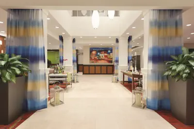 Photo 5 - Hilton Garden Inn Falls Church