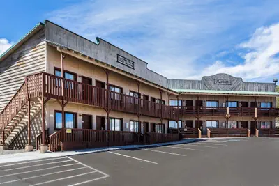 Photo 2 - Quality Inn Panguitch near Bryce Canyon
