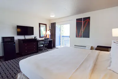Photo 5 - SilverStone Inn North Spokane