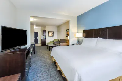 Photo 5 - Holiday Inn Express & Suites Floresville by IHG