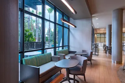 Photo 4 - SpringHill Suites Anaheim Maingate