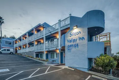 Photo 2 - Silicon Valley Inn
