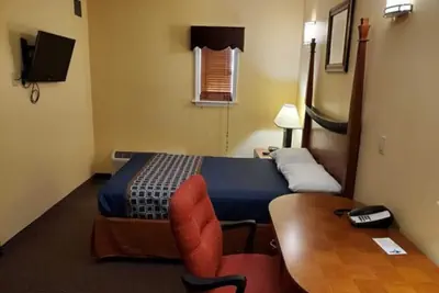 Photo 5 - Budget Inn Williamsport