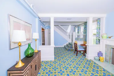 Photo 2 - Harbour View Inn