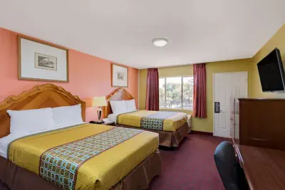 Photo 4 - Knights Inn Big Spring