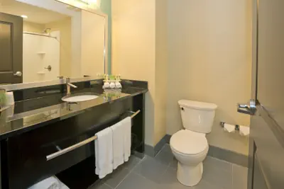 Photo 3 - Holiday Inn Express & Suites Colorado Springs Central by IHG