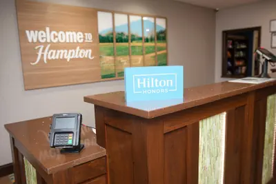 Photo 4 - Hampton Inn & Suites Williamsport-Faxon Exit