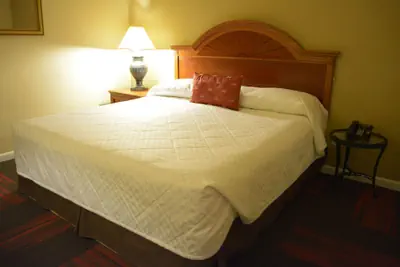 Photo 5 - Crystal Cove Hotel