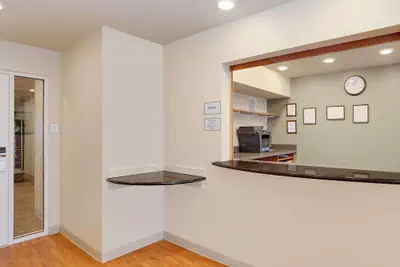 Photo 3 - WoodSpring Suites Chesapeake - Norfolk Greenbrier