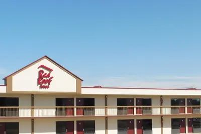 Photo 2 - Red Roof Inn Fredericksburg South