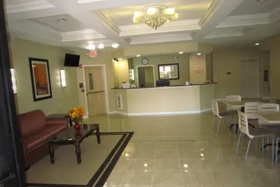 Photo 4 - Red Carpet Inn And Suites Monmouth Jtc