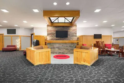 Photo 4 - Ramada by Wyndham Alpena
