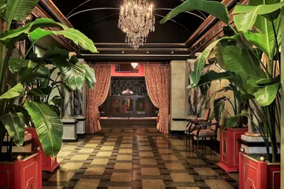 Photo 4 - The Pontchartrain Hotel