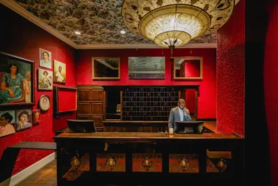 Photo 5 - The Pontchartrain Hotel