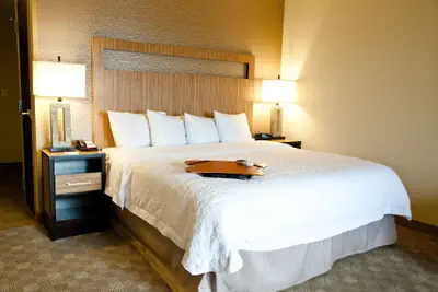 Photo 5 - Hampton Inn & Suites Salinas