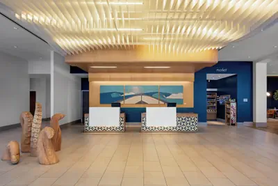 Photo 4 - SpringHill Suites by Marriott Oceanside Beach