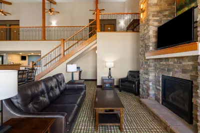 Photo 4 - Baymont by Wyndham Oacoma