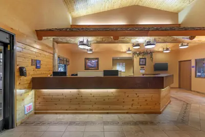 Photo 4 - Best Western Plus Kelly Inn & Suites