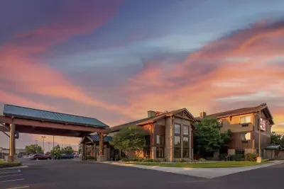 Photo 2 - Best Western Plus Kelly Inn & Suites