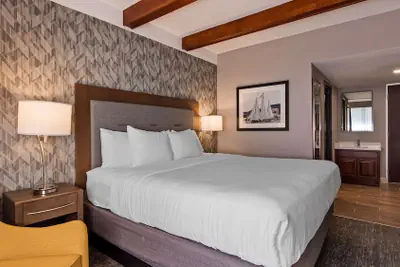 Photo 2 - Best Western Plus Portsmouth Hotel & Suites