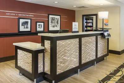 Photo 2 - Hampton Inn & Suites San Bernardino