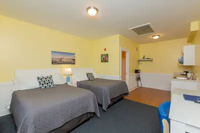 Photo 4 - Topsail Shores Inn