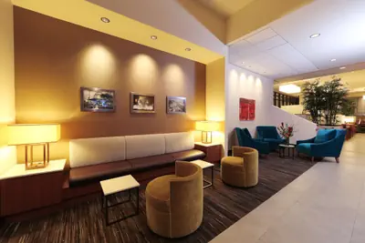 Photo 2 - Hyatt Place Flushing/LaGuardia Airport