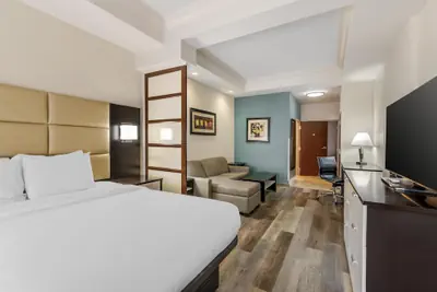 Photo 2 - Best Western Plus JFK Inn & Suites