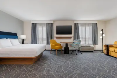 Photo 4 - Hampton Inn Detroit/Southgate