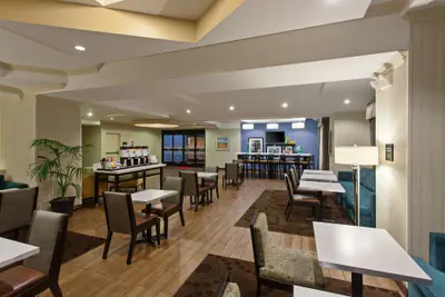 Photo 4 - Hampton Inn Los Angeles Int'l Airport/Hawthorne