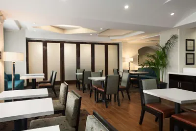 Photo 3 - Hampton Inn Los Angeles Int'l Airport/Hawthorne