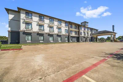 Photo 2 - Americas Best Value Inn & Suites Livingston