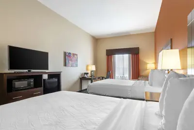 Photo 5 - Best Western Plus Longhorn Inn & Suites