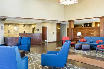 Photo 4 - Comfort Suites Fargo Medical Center