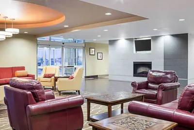 Photo 4 - Comfort Suites Minot South