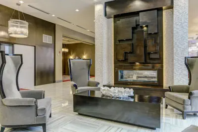 Photo 4 - Cambria Hotel & Suites - White Plains Downtown