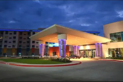Photo 2 - Apache Casino Hotel
