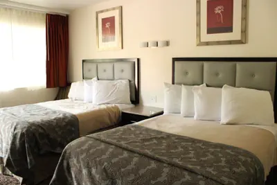 Photo 3 - American Travel Inn