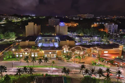 Photo 2 - Guam Plaza Resort