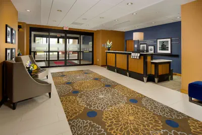 Photo 4 - Hampton Inn & Suites Washington DC North/Gaithersburg