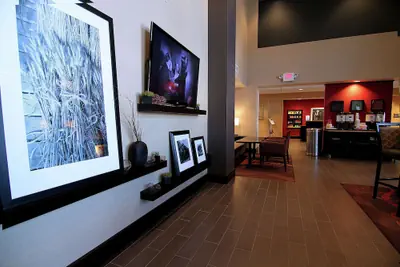 Photo 4 - Hampton Inn & Suites Grand Forks