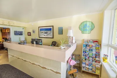 Photo 3 - Paradise Oceanfront Resort