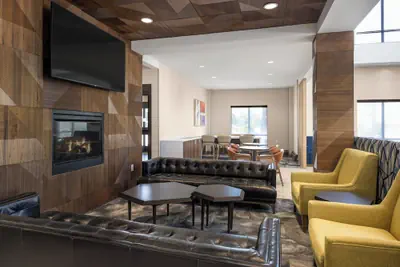 Photo 3 - Holiday Inn Express Hotel & Suites Belgrade by IHG