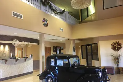 Photo 3 - Marble Waters Hotel & Suites, Trademark by Wyndham