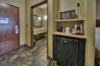 Photo 3 - Holiday Inn Express Hotel & Suites Lubbock South by IHG